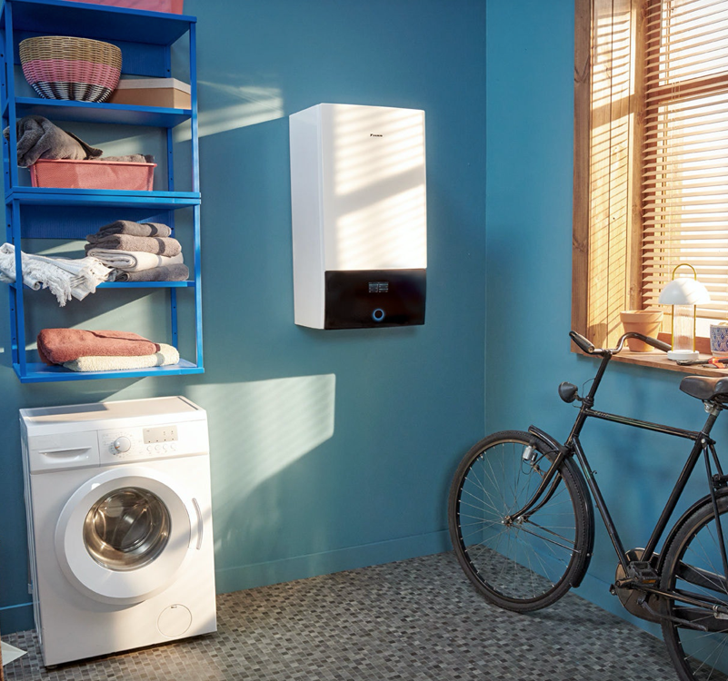 Aerotermia Daikin Bibloc Mural ERLA11DV3 + EBBX11D6V - Imagen 3